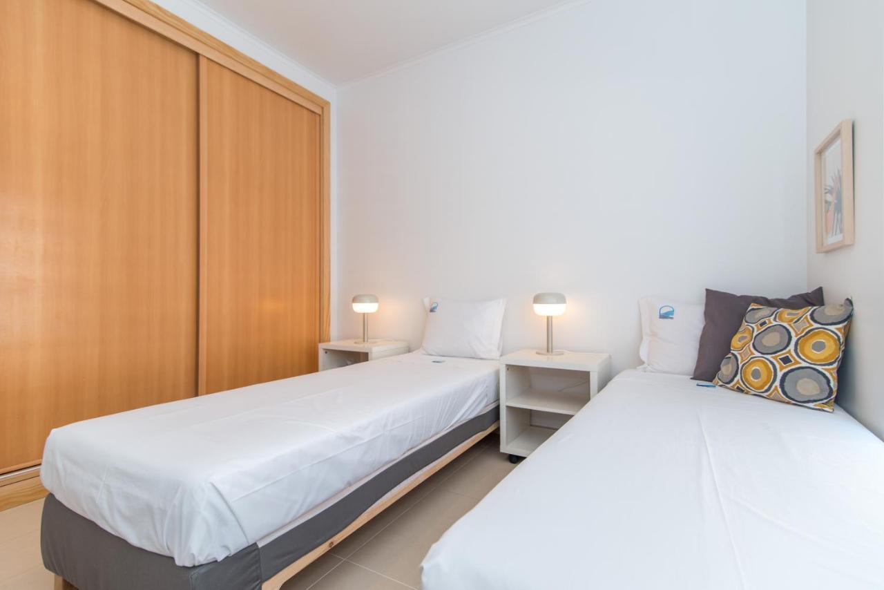Apartment Casa Nobre 2bdr - 4 Mins Walk Train Station - Pool - Patio - Quiet
