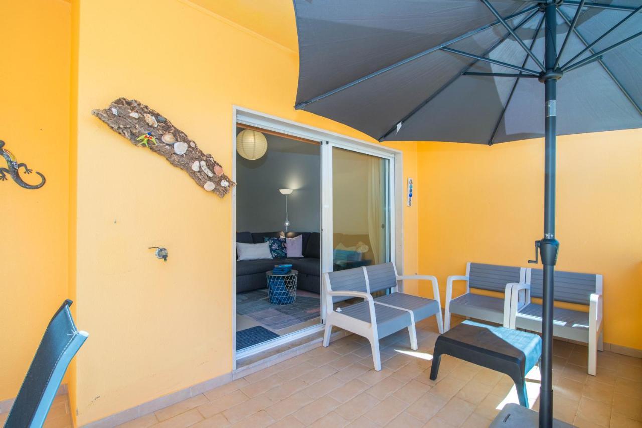 Casa Nobre 2bdr - 4 Mins Walk Train Station - Pool - Patio - Quiet Apartment Conceicao (Faro)
