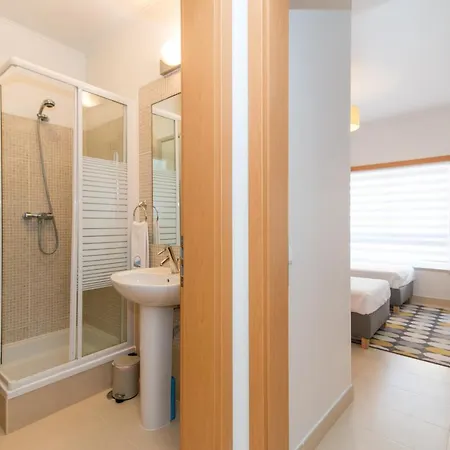 Casa Nobre 2Bdr - 4 Mins Walk Train Station - Pool - Patio - Quiet Apartment Conceicao  Exterior photo